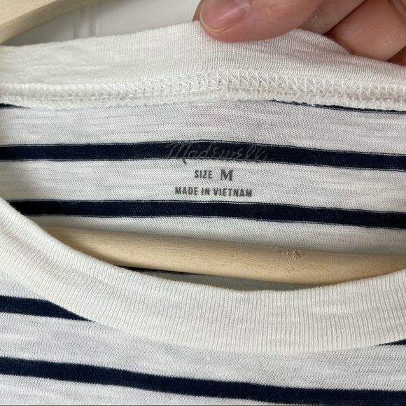 Madewell Crewneck Cotton Navy Blue White Stripe Pocket Tee Size Medium - Picture 5 of 9